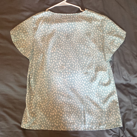 Blue poka dot blouse! - Picture 2 of 2
